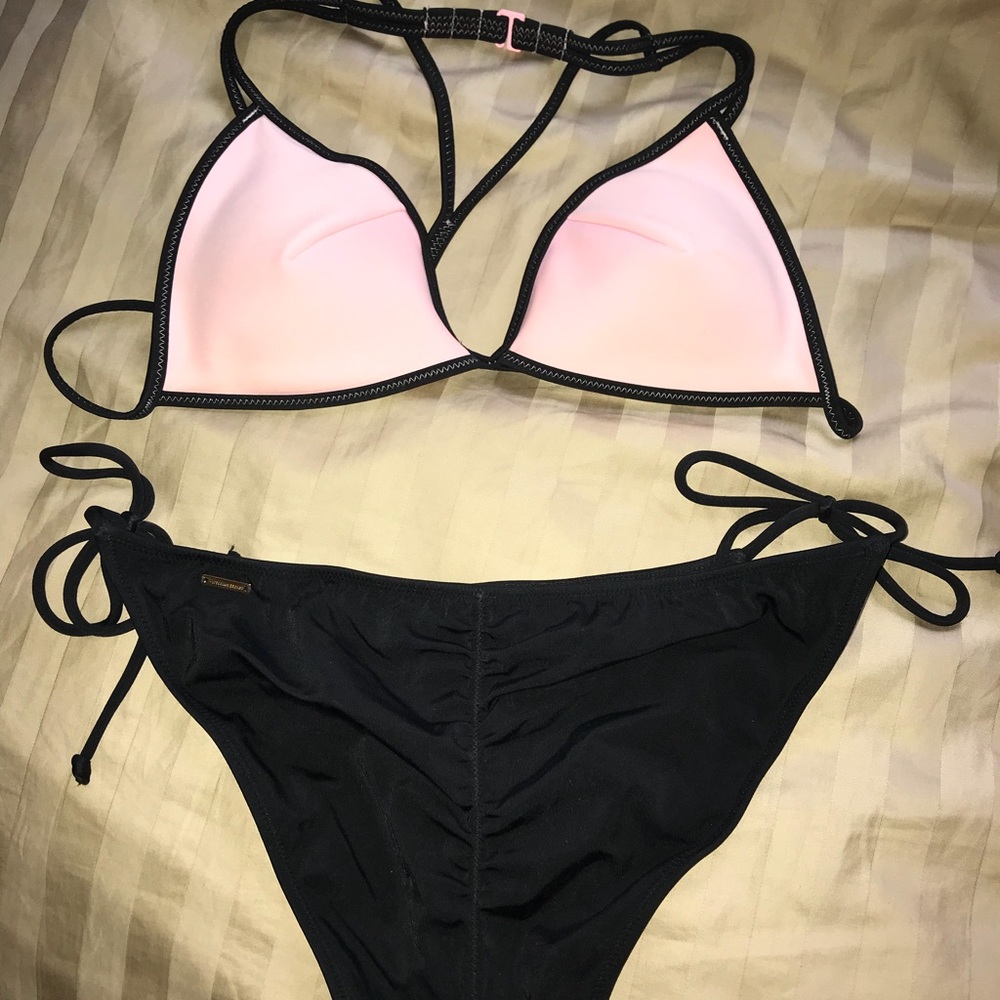 Pink and black VS swimsuit!